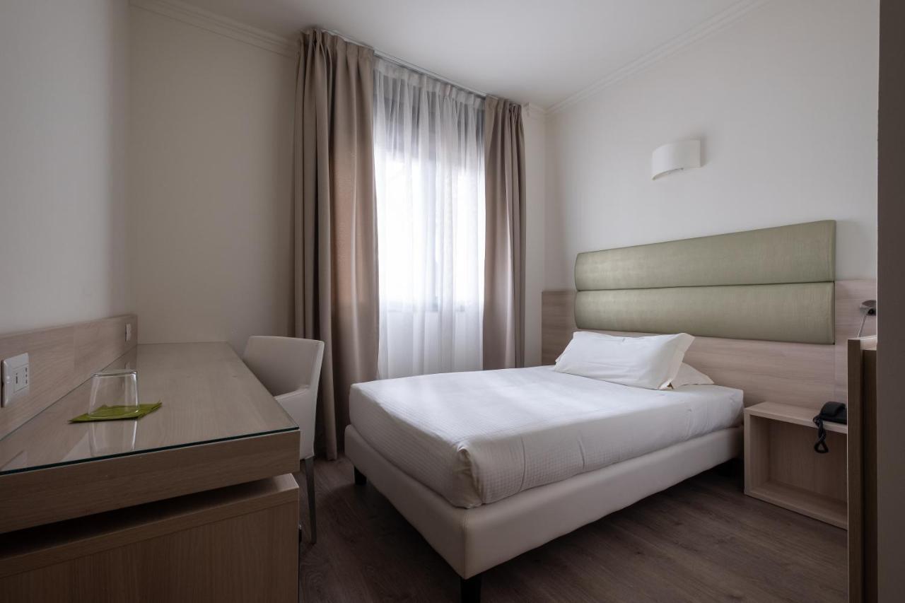 Hotel La Torretta Bollate Luaran gambar